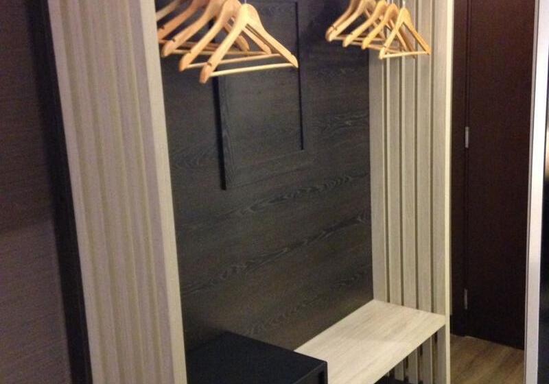 اتاق اکونومی, Atlantico Prime