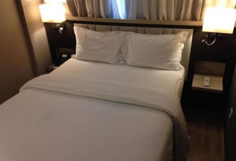 اتاق اکونومی, Atlantico Prime