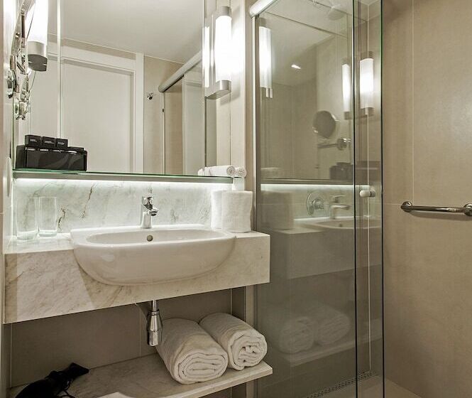 اتاق لوکس, Atlantico Prime