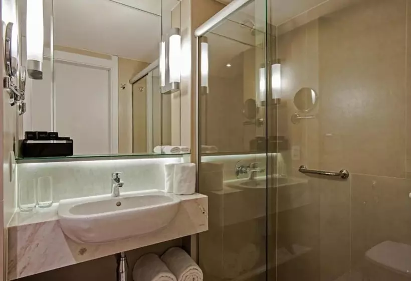 Deluxe Kolmen Hengen Huone, Atlantico Prime