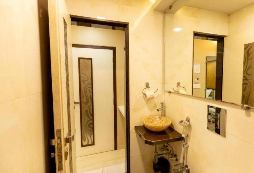 Quarto Deluxe Individual, Colaba Suites   Near Taj Hotel, Mumbai