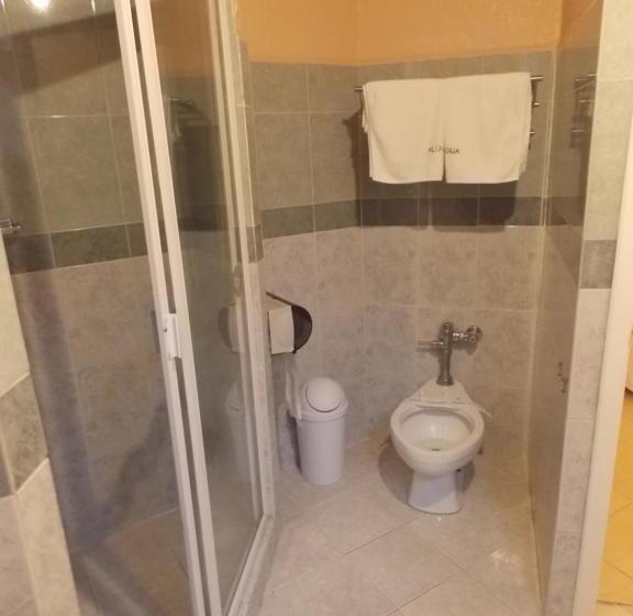 스탠다드 트리플 룸, Express Alejandria