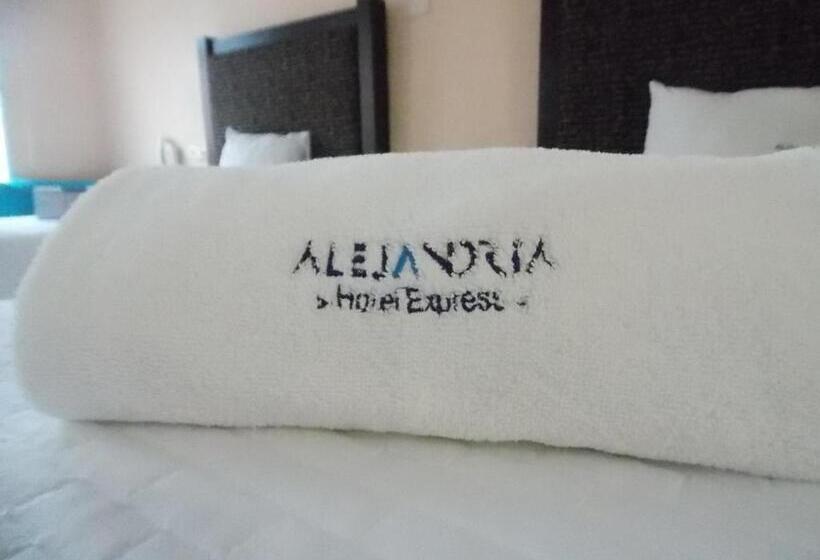 4인용 스탠다드 룸, Express Alejandria
