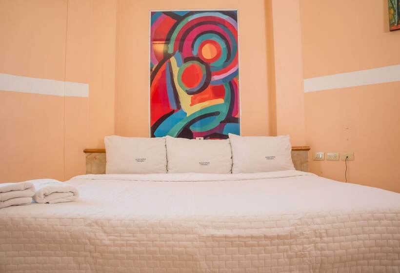 스탠다드 룸, Express Alejandria