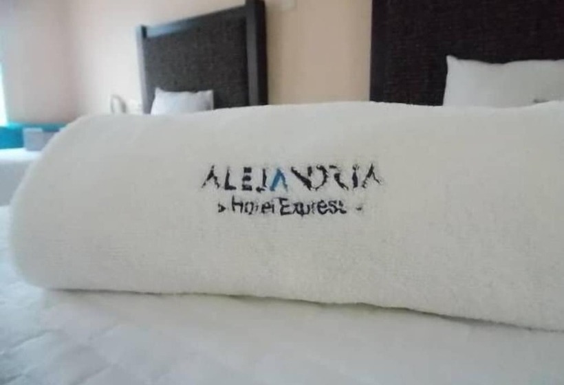 4인용 스탠다드 룸, Express Alejandria