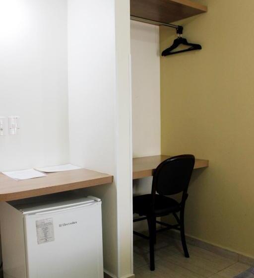 غرفة قياسية, Francisco Beltrão Palace