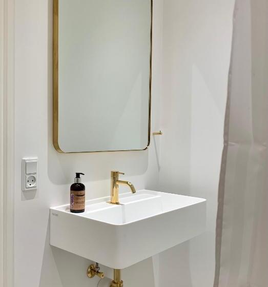 Standard room with outdoor bath, Jantzens