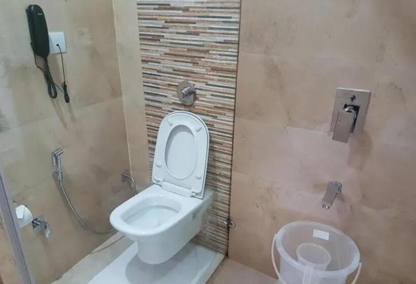 豪华房间, Jk Clarks Exotica