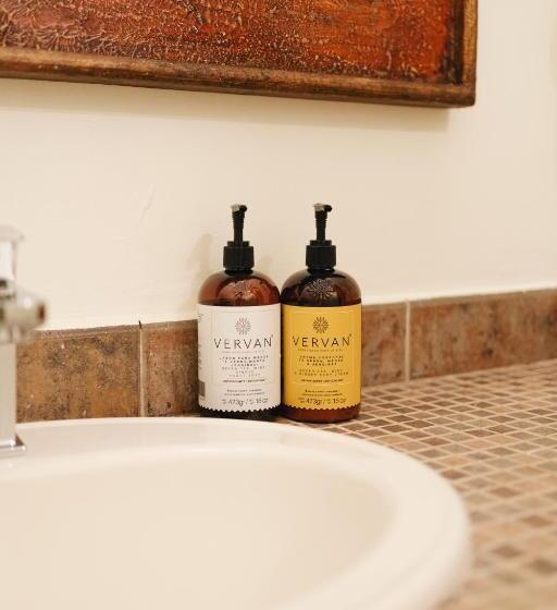 غرفة قياسية, Los Pilares