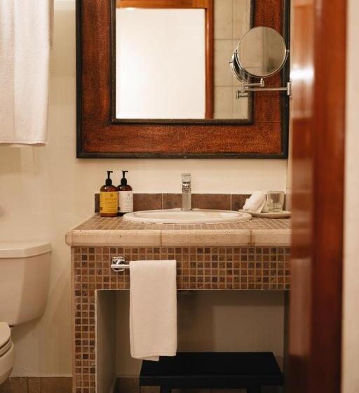 غرفة قياسية, Los Pilares