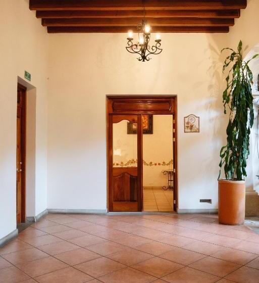 غرفة قياسية سرير كينج, Los Pilares