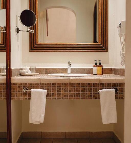 غرفة قياسية سرير كينج, Los Pilares