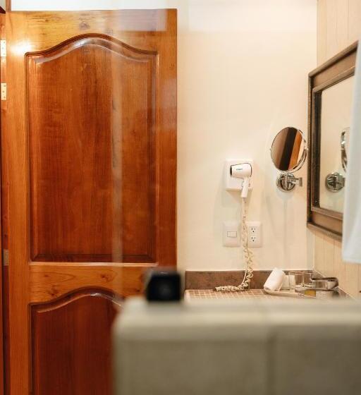 غرفة ديلوكس سرير كينج, Los Pilares