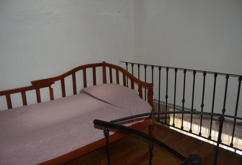 마스터 스위트, Meson Del Mar