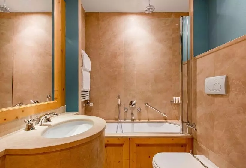 景色の見える一ベッドルームアパートメント, Radisson Residences Savoia Palace Cortina D’ampezzo