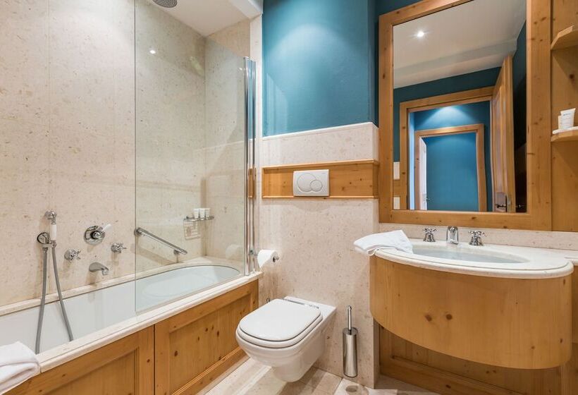 景色の見える一ベッドルームアパートメント, Radisson Residences Savoia Palace Cortina D’ampezzo