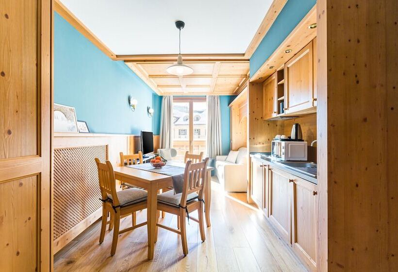 带1个卧室带观景的公寓, Radisson Residences Savoia Palace Cortina D’ampezzo