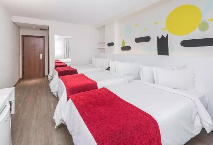 スーペリアトリプルルーム, Esuites Virgínia Luxemburgo