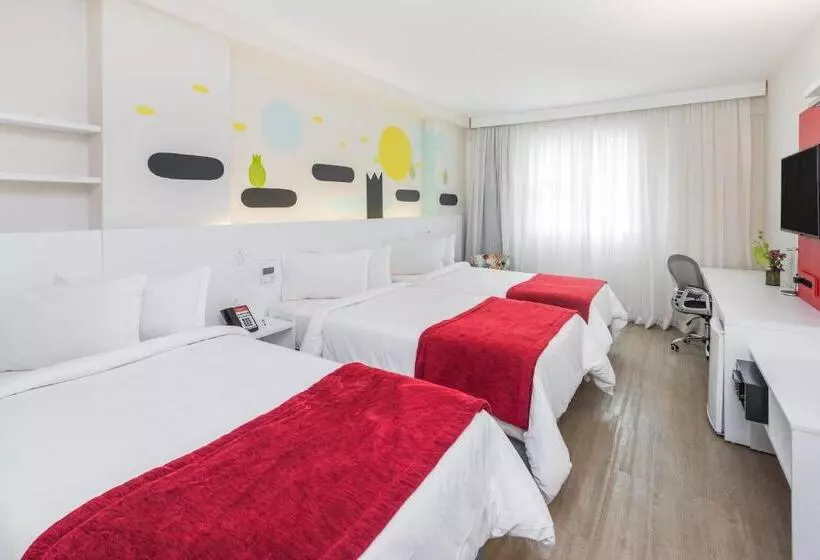 スーペリアトリプルルーム, Esuites Virgínia Luxemburgo