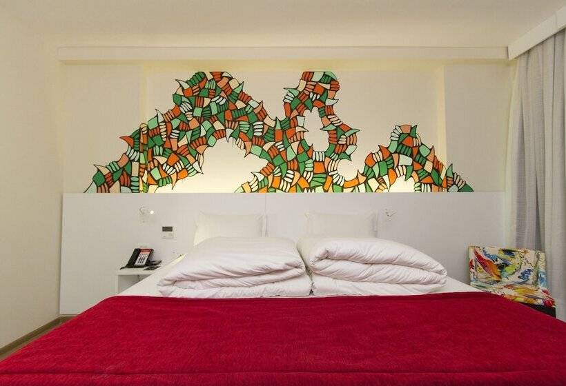 Номер Стандарт, Esuites Virgínia Luxemburgo