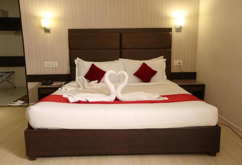 اتاق لوکس, Tulip Inn Zirakpur