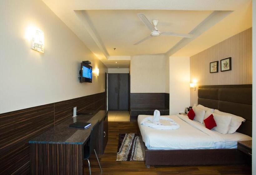 اتاق لوکس, Tulip Inn Zirakpur