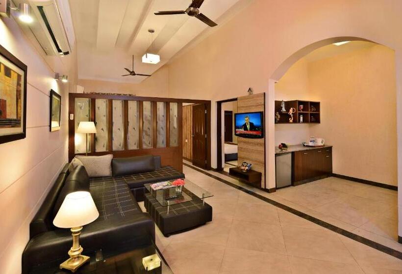 ２ベッドルームハウス, Shri Radha Brij Vasundhara Resort & Spa