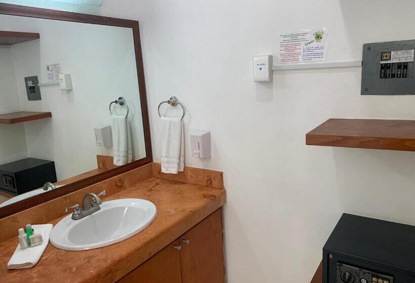 Четырехместный Номер Deluxe, Xbulu Ha