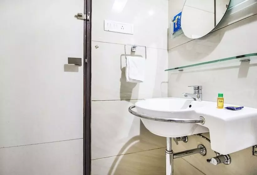 エクゼクティブルーム, Fabhotel Amrit Residency