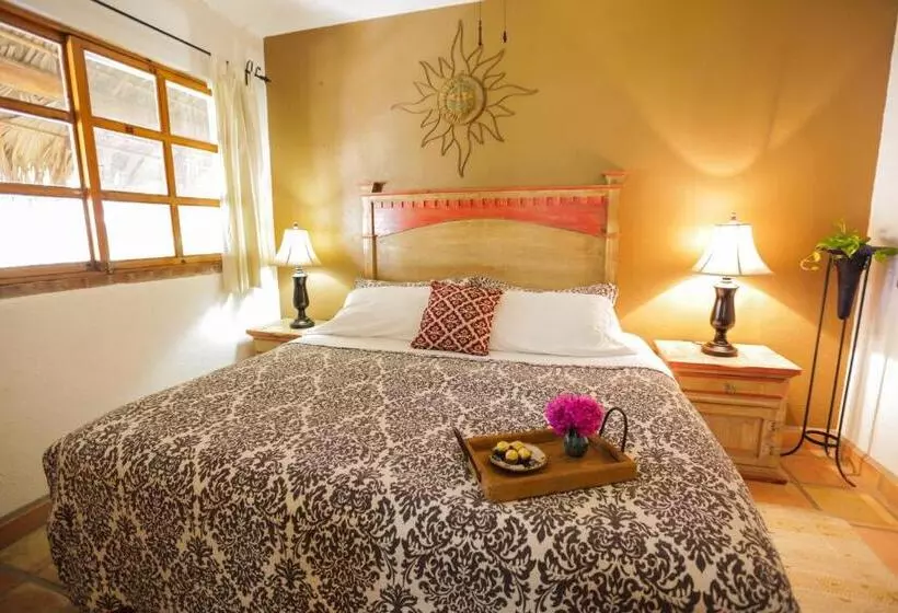 سوئیت با تخت بزرگ, The Bungalows