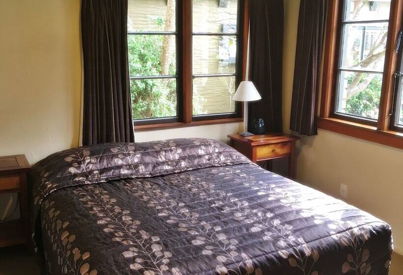 1 Sovrums Superior Lägenhet, Woodlands Motels And Apartments