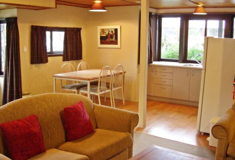 1 Sovrums Superior Lägenhet, Woodlands Motels And Apartments