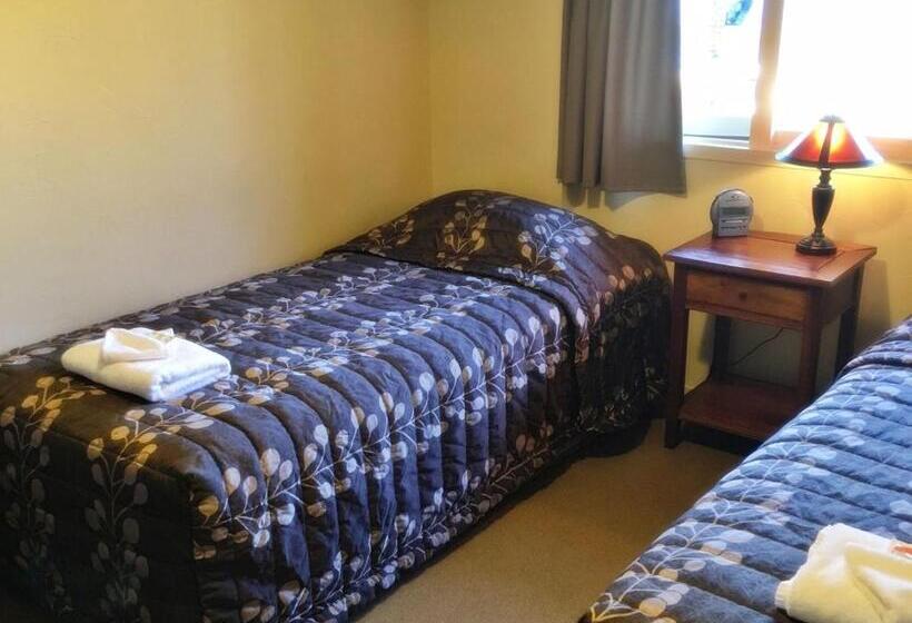 2 Sovrums Lägenhet, Woodlands Motels And Apartments