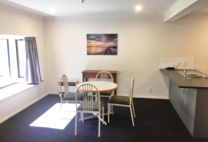 Superior Svit, Woodlands Motels And Apartments