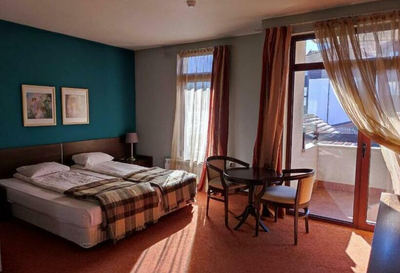 带阳台的豪华间, Famil Adults Only