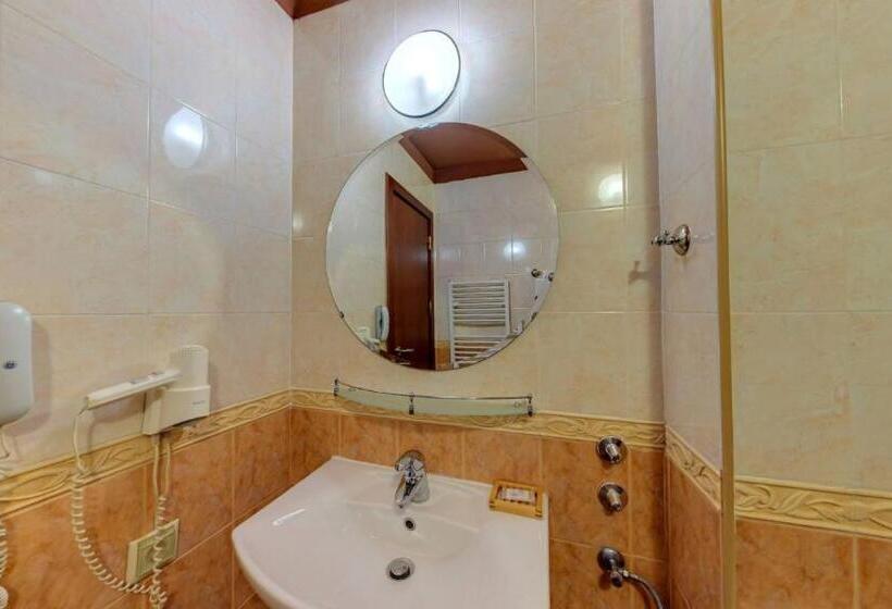 Quarto Estandar Vista Cidade, Famil   Adults Only