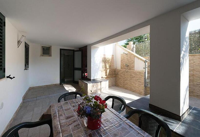 غرفة عائلية, Casa Rosa Di Mare & Marina