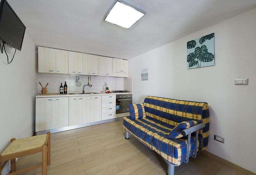 غرفة قياسية ثلاثية, Casa Rosa Di Mare & Marina