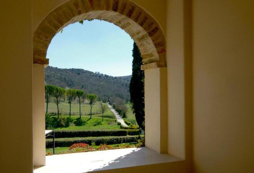 جناح, La Bagnaia Golf Resort