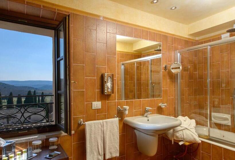 Полулюкс, La Bagnaia Golf Resort