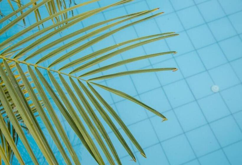 Standard room with outdoor bath, Villa Santai Bali