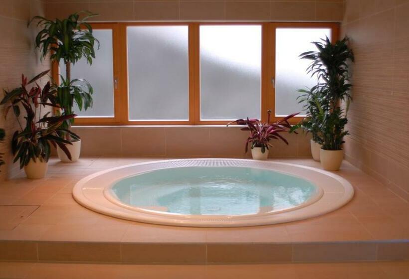 شقة غرفة نوم واحدة مزودة بشُرفة, Aparthotel Snjezna Kraljica