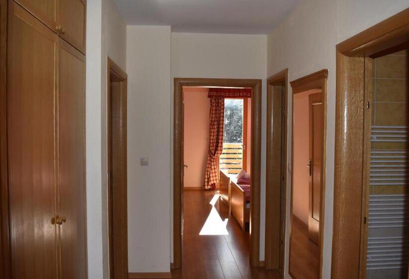 شقة غرفة نوم واحدة مزودة بشُرفة, Aparthotel Snjezna Kraljica