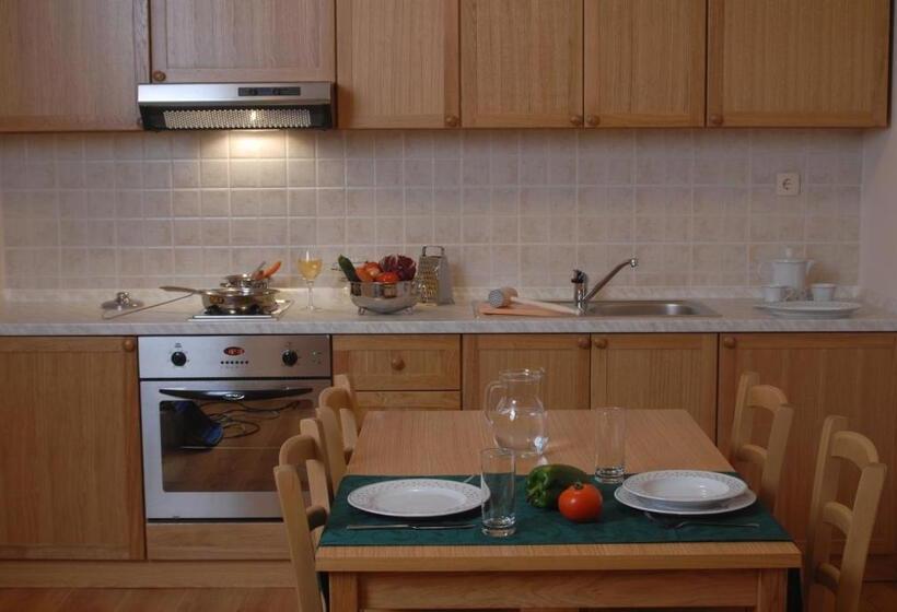 شقة غرفة نوم واحدة مزودة بشُرفة, Aparthotel Snjezna Kraljica