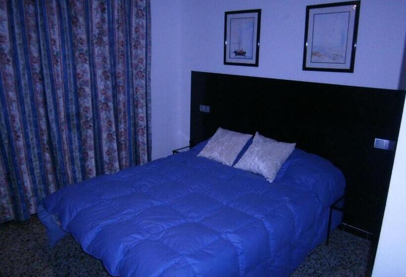 اتاق کلاسیک یک تخته, Hostal Don Pepe