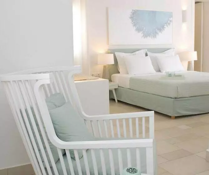 استودیوی استاندارد, Aqua Blue Beach