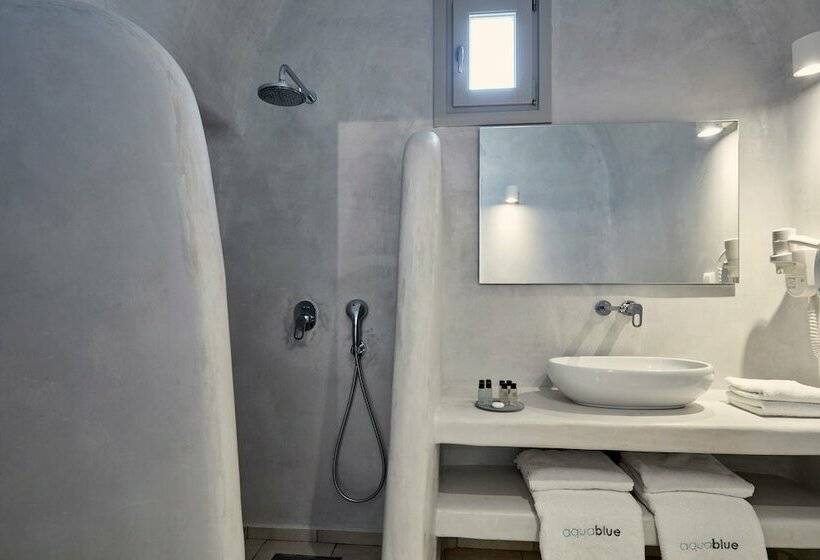 Studio Standard, Aqua Blue Beach