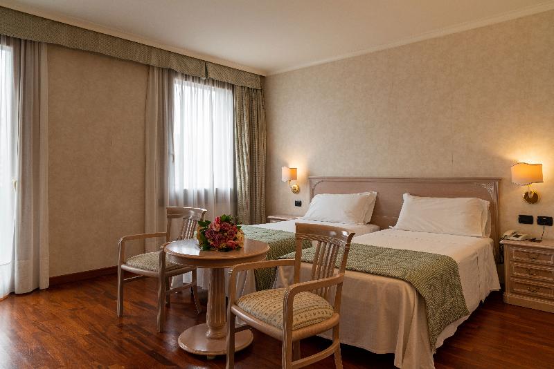 Junior Suite Deluxe, Aqua Blue Beach