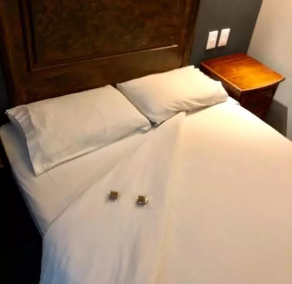 スタンダード４人部屋, Canada