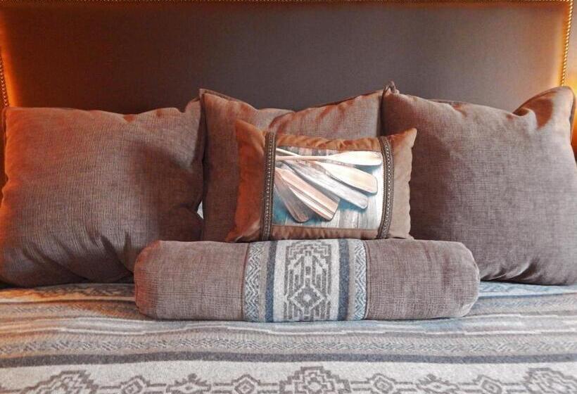 غرفة سوبيريور سرير كينج, Copper River Inn